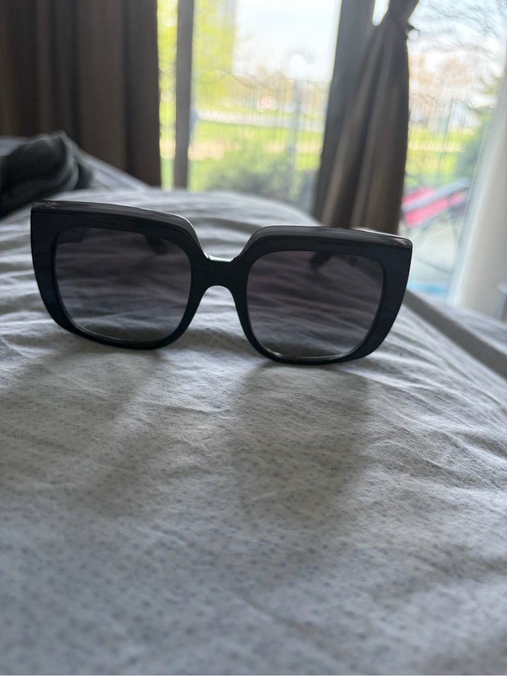 Black Oversized Square Women’s Dolce And Gabbana Sunglasses